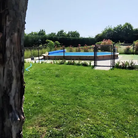 De La Fermette Aubepines